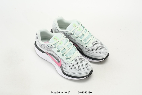 ナイキ靴着用イメージ